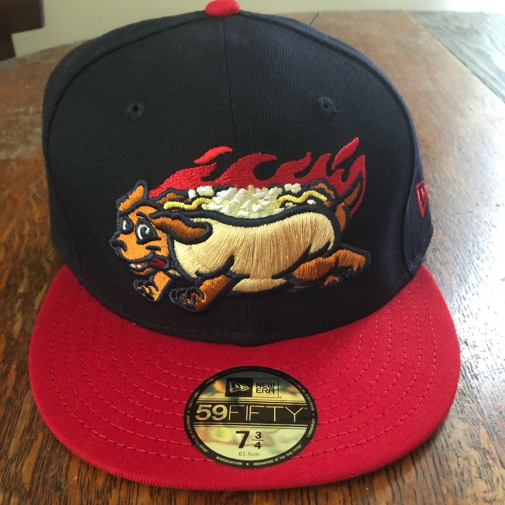 NWT Pawtucket Paw Sox Hot Weiners Fitted Cap 7 3/4